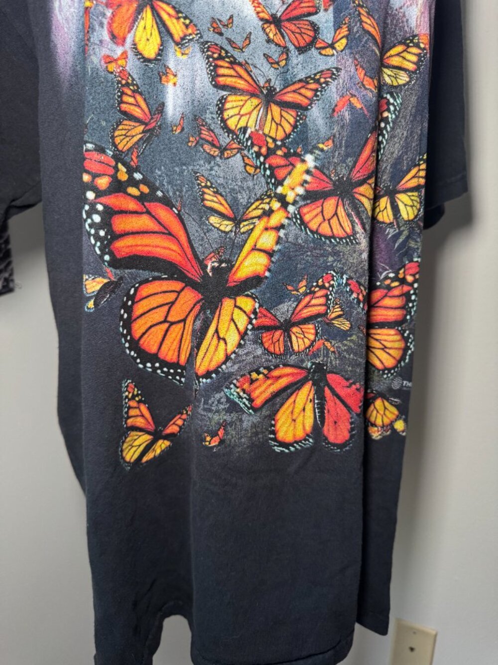 The Mountain 2015 Monarch Butterflies Black Short Sleeve Tee Shirt - Picture 7 of 11
